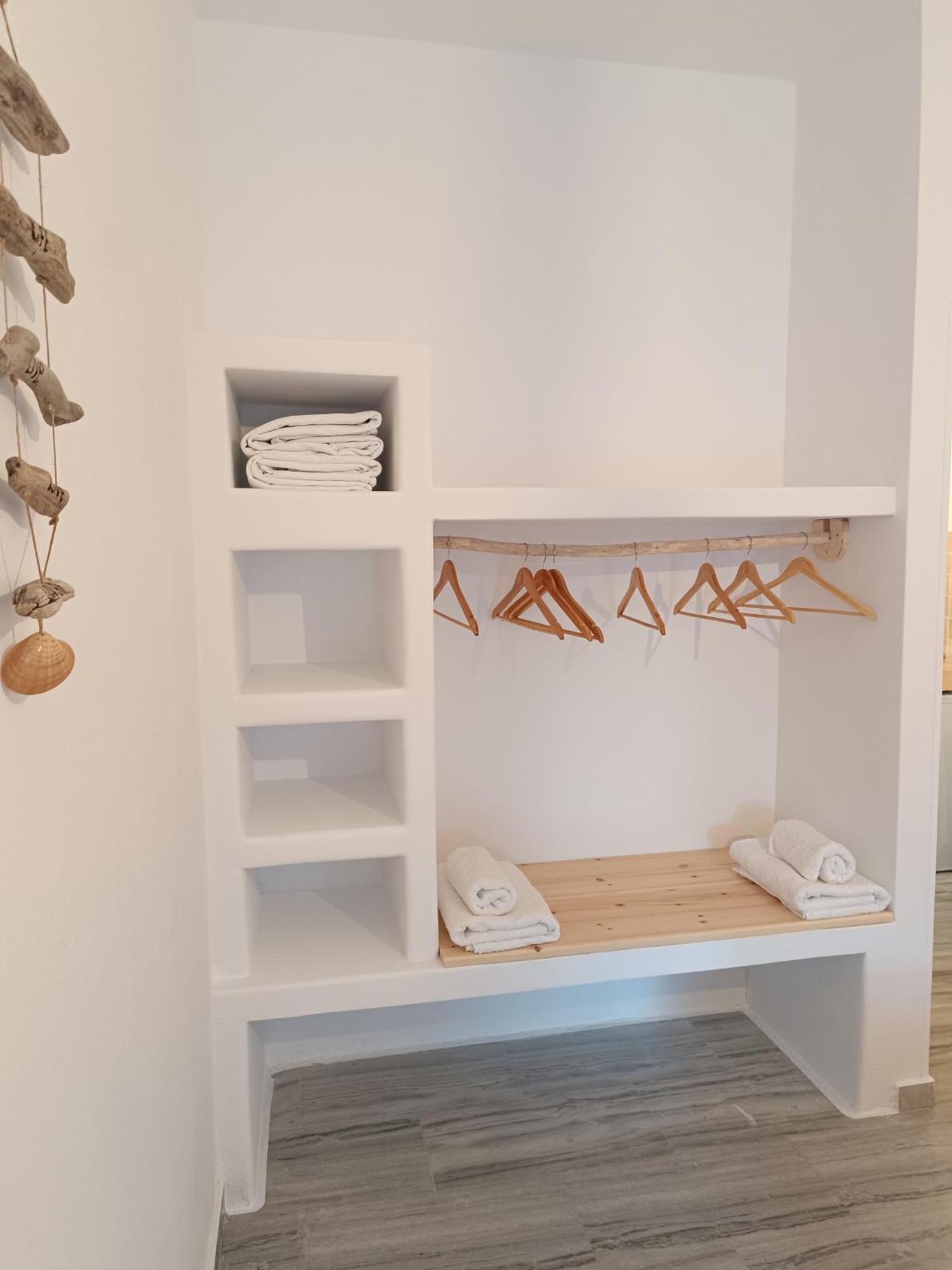 Athina Studio Apartments Kerveli Room photo